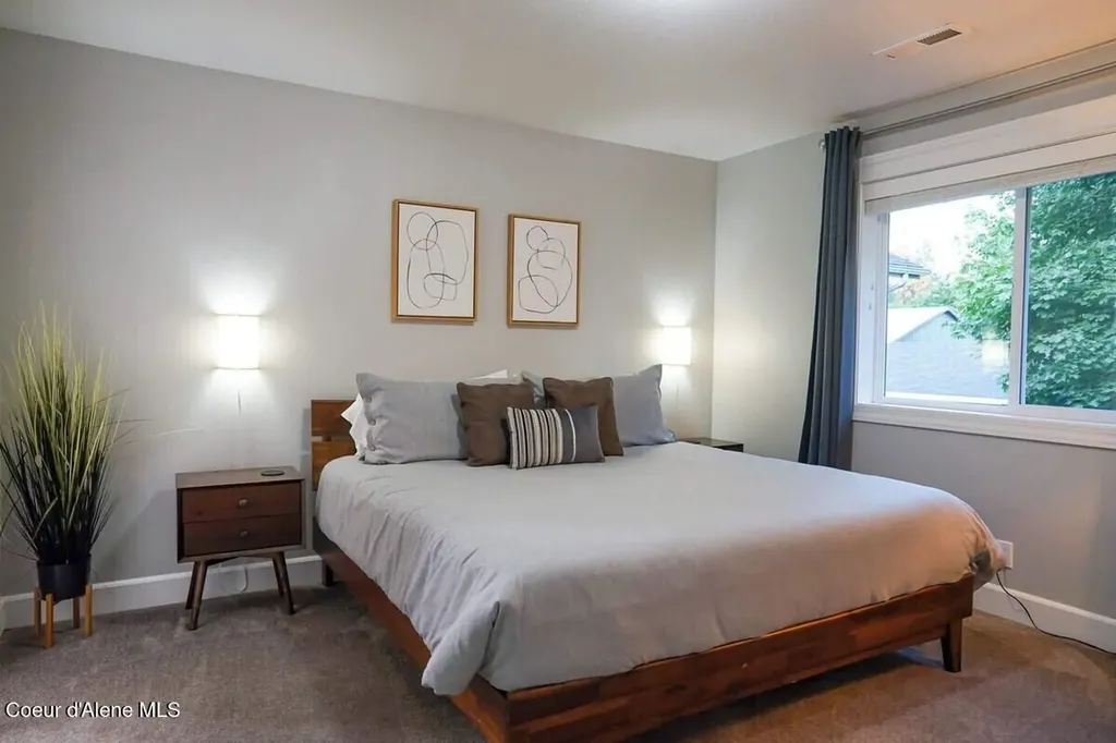 1032 N Government Way Coeur D'alene ID 83814