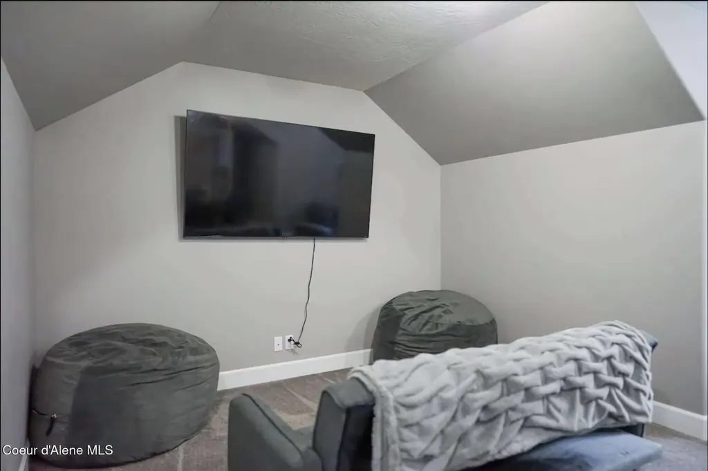 1032 N Government Way Coeur D'alene ID 83814