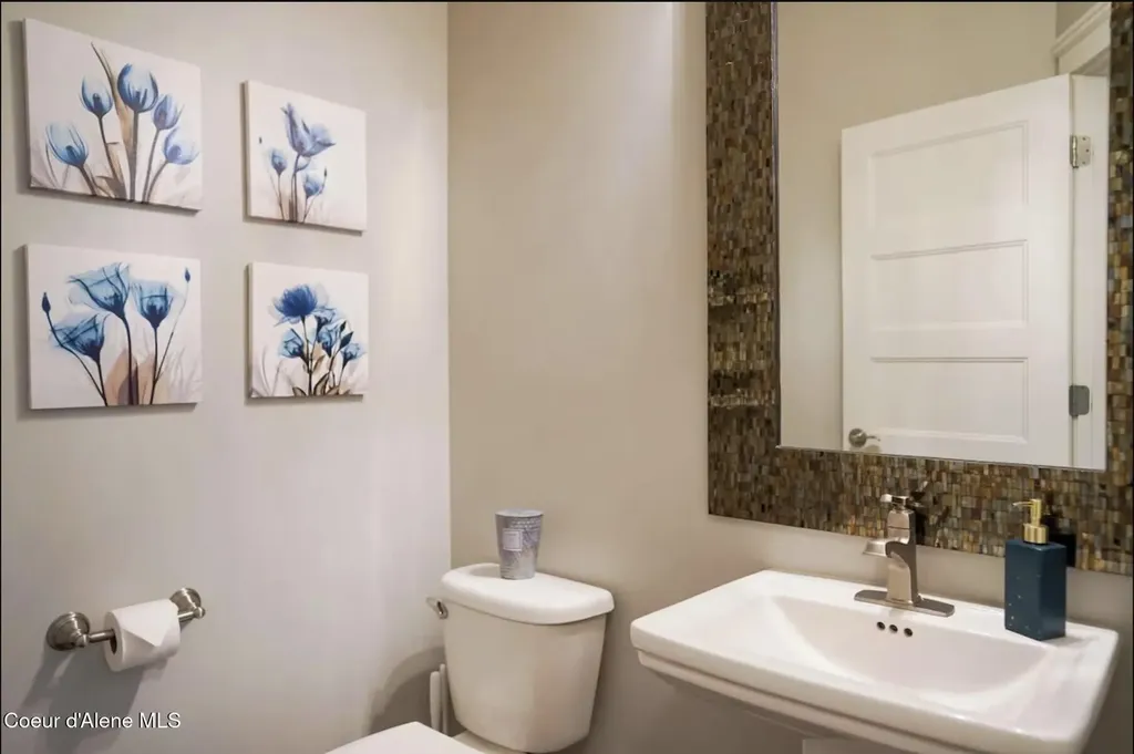 1032 N Government Way Coeur D'alene ID 83814
