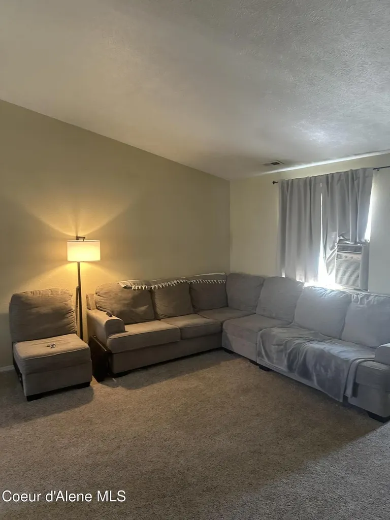 8151 W Colorado Street Rathdrum ID 83858