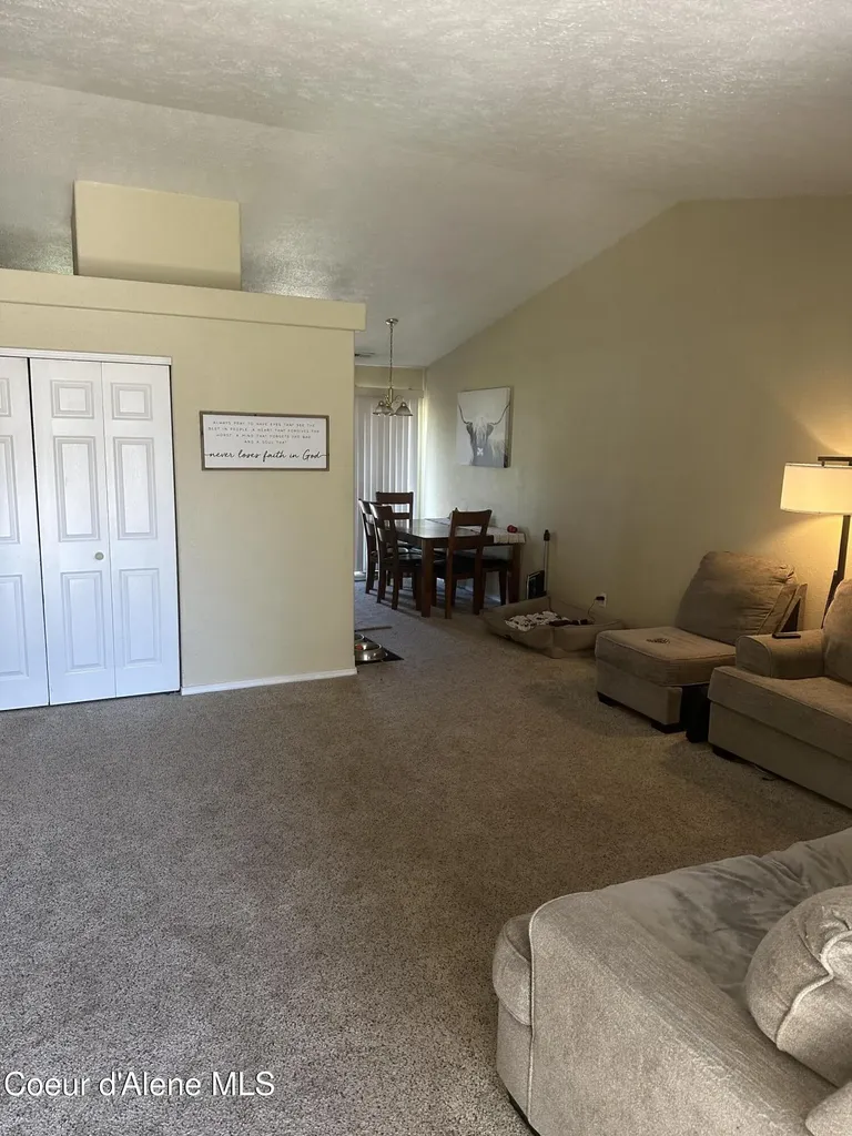 8151 W Colorado Street Rathdrum ID 83858