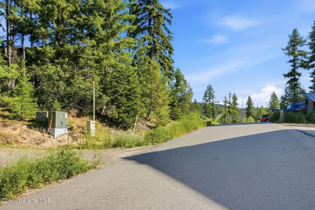 Nka Snowplow Road Sandpoint ID 83864