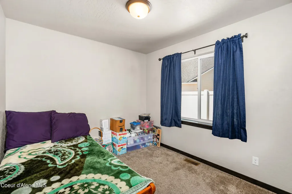 12183 N Gipper Loop Rathdrum ID 83858