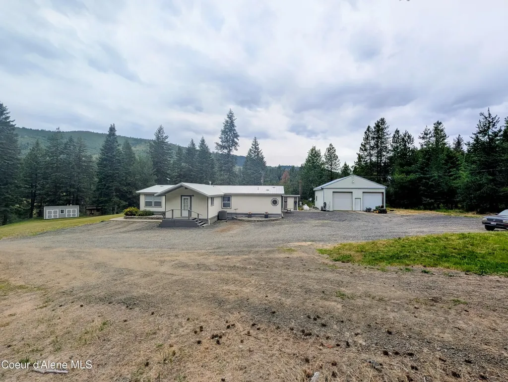 2788 Cherry Creek Road St. Maries ID 83861