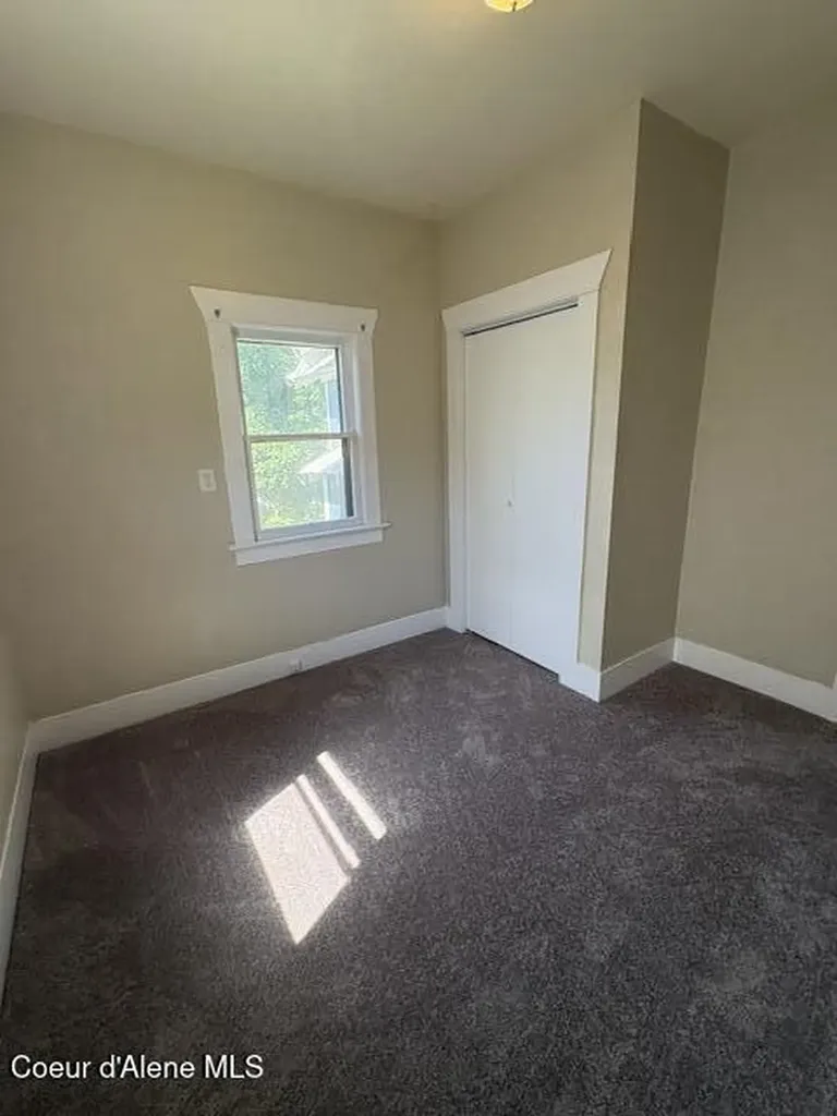 112 E Portland Avenue Kellogg ID 83837