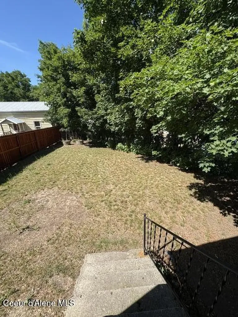 112 E Portland Avenue Kellogg ID 83837
