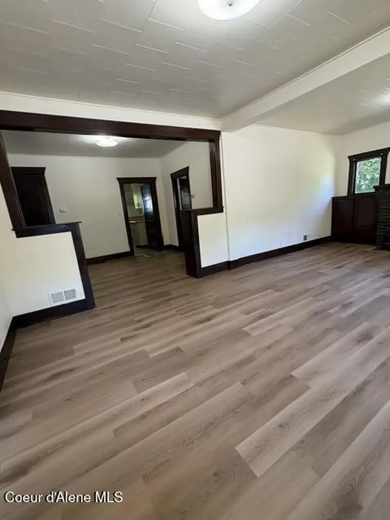 112 E Portland Avenue Kellogg ID 83837