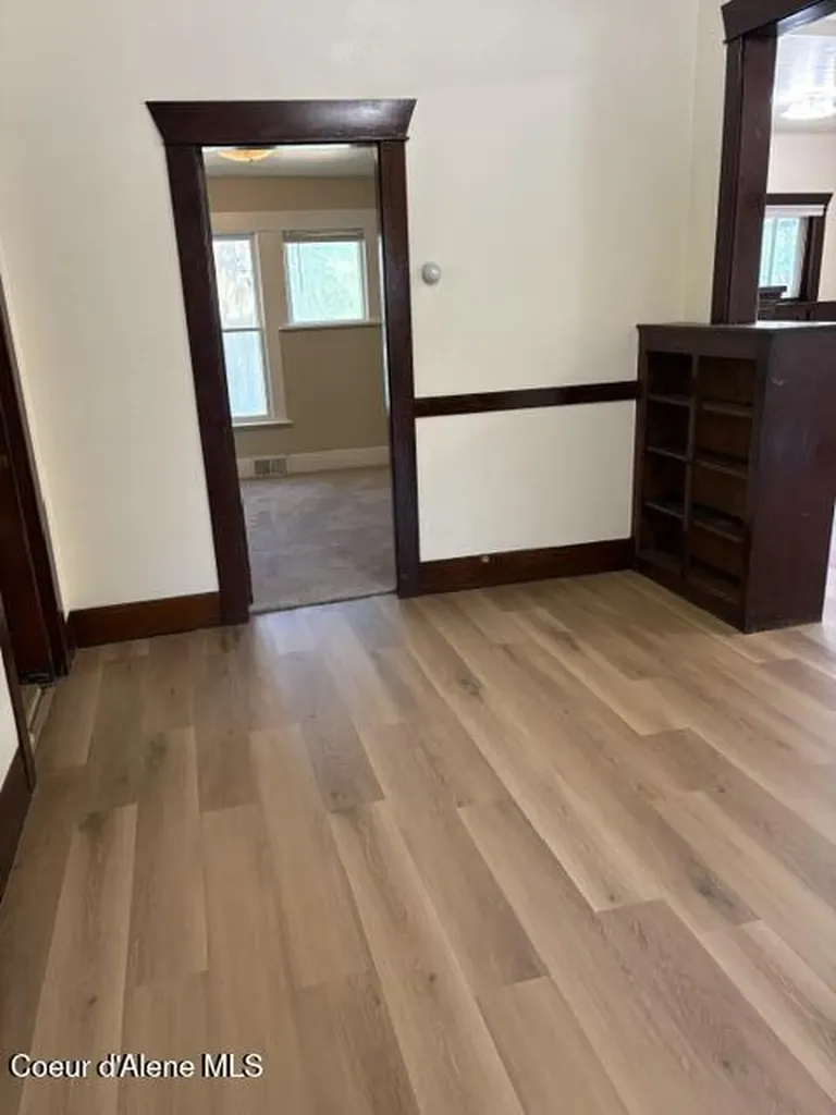 112 E Portland Avenue Kellogg ID 83837