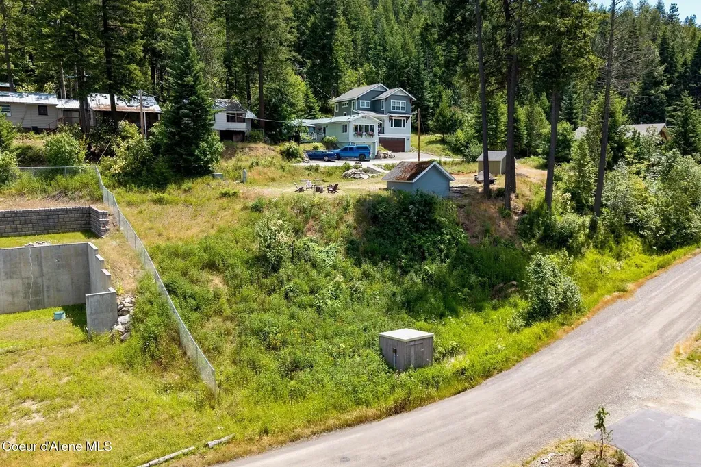 Nna Hoffman Avenue Lots 1 & 1a Sagle ID 83860