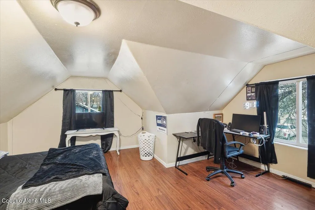 215 N Forest Avenue Sandpoint ID 83864
