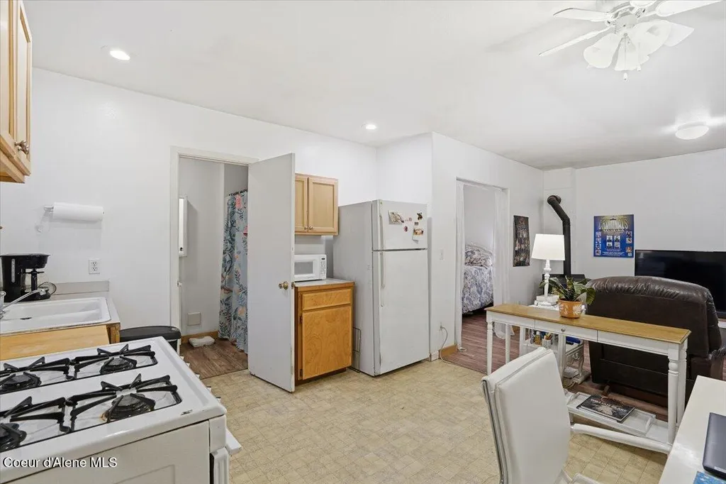 215 N Forest Avenue Sandpoint ID 83864