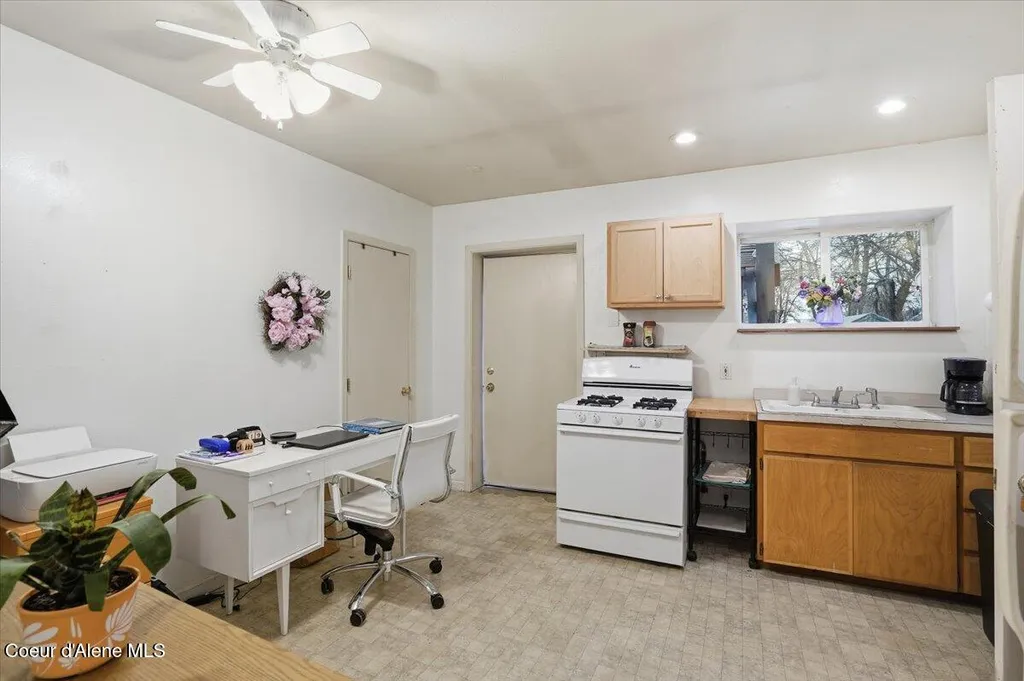 215 N Forest Avenue Sandpoint ID 83864
