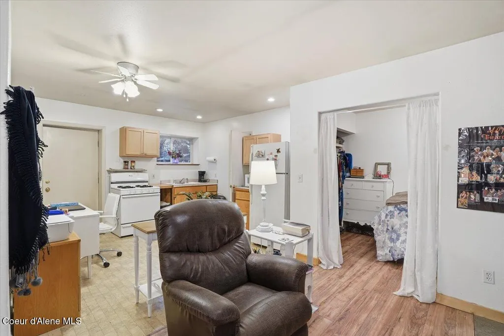 215 N Forest Avenue Sandpoint ID 83864