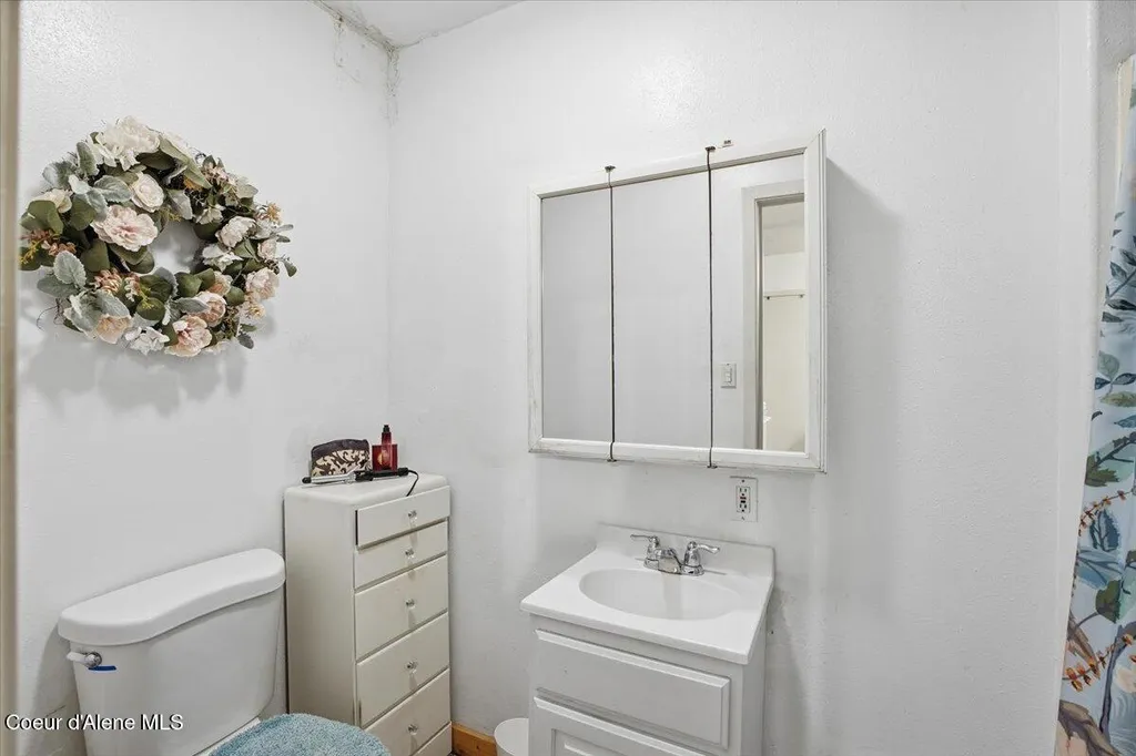 215 N Forest Avenue Sandpoint ID 83864