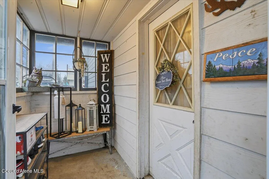215 N Forest Avenue Sandpoint ID 83864