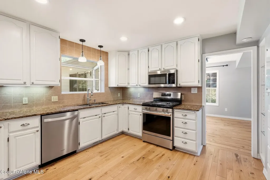 2014 Janelle Way Sandpoint ID 83864