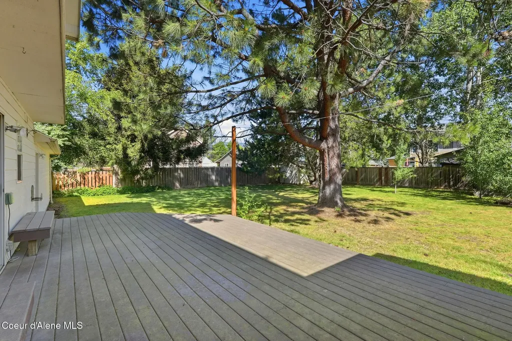 2014 Janelle Way Sandpoint ID 83864