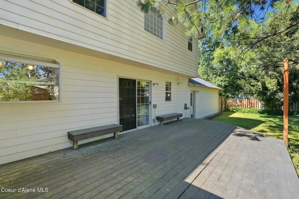 2014 Janelle Way Sandpoint ID 83864