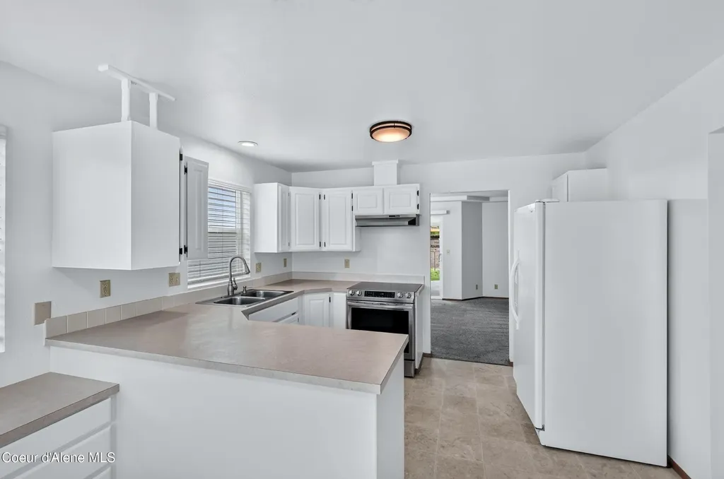 1537 W Woodlawn Drive Hayden ID 83835