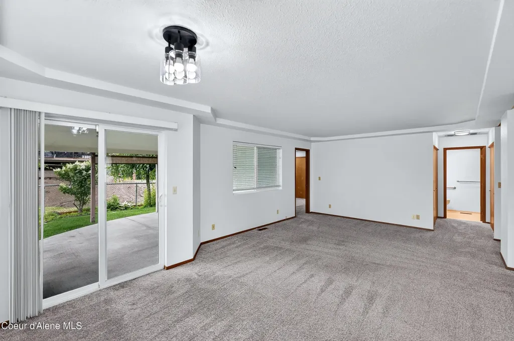 1537 W Woodlawn Drive Hayden ID 83835