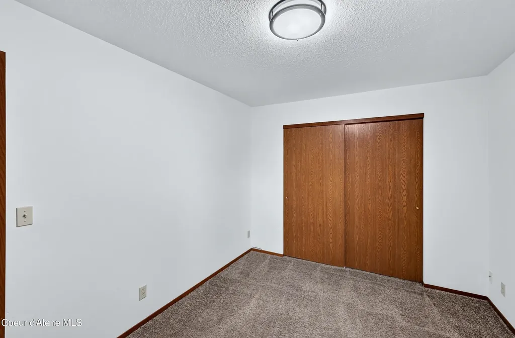 1537 W Woodlawn Drive Hayden ID 83835