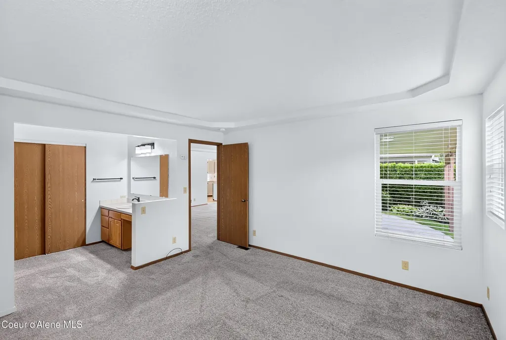 1537 W Woodlawn Drive Hayden ID 83835