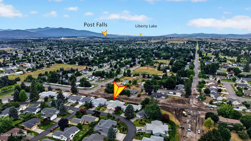 1537 W Woodlawn Drive Hayden ID 83835