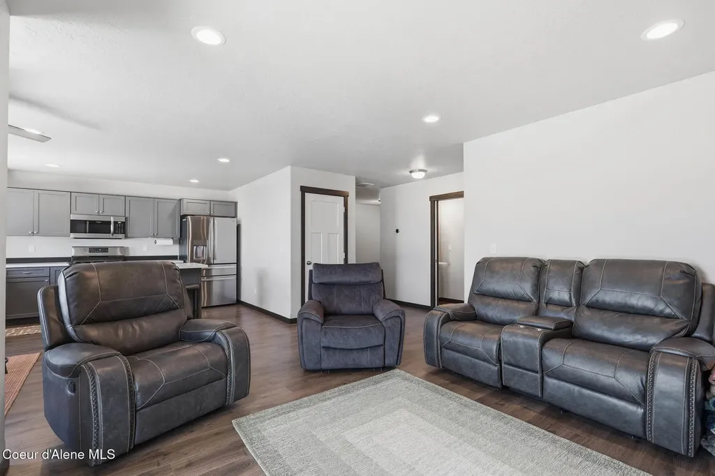 12398 N Cavanaugh Drive Rathdrum ID 83858