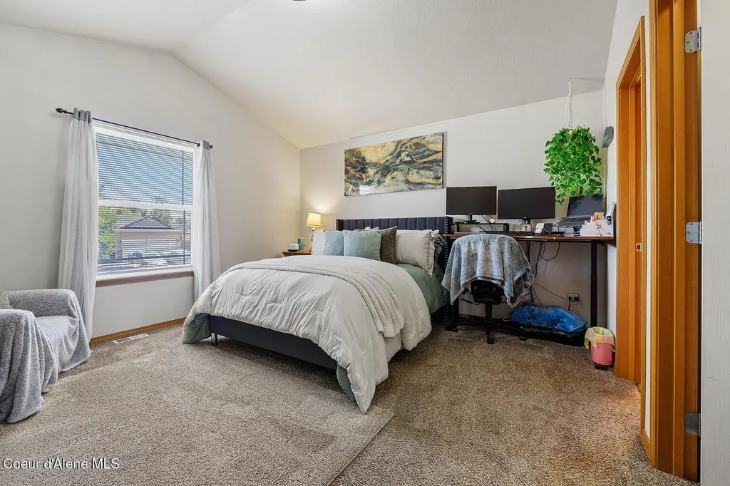3580 E White Sands Lane Post Falls ID 83854