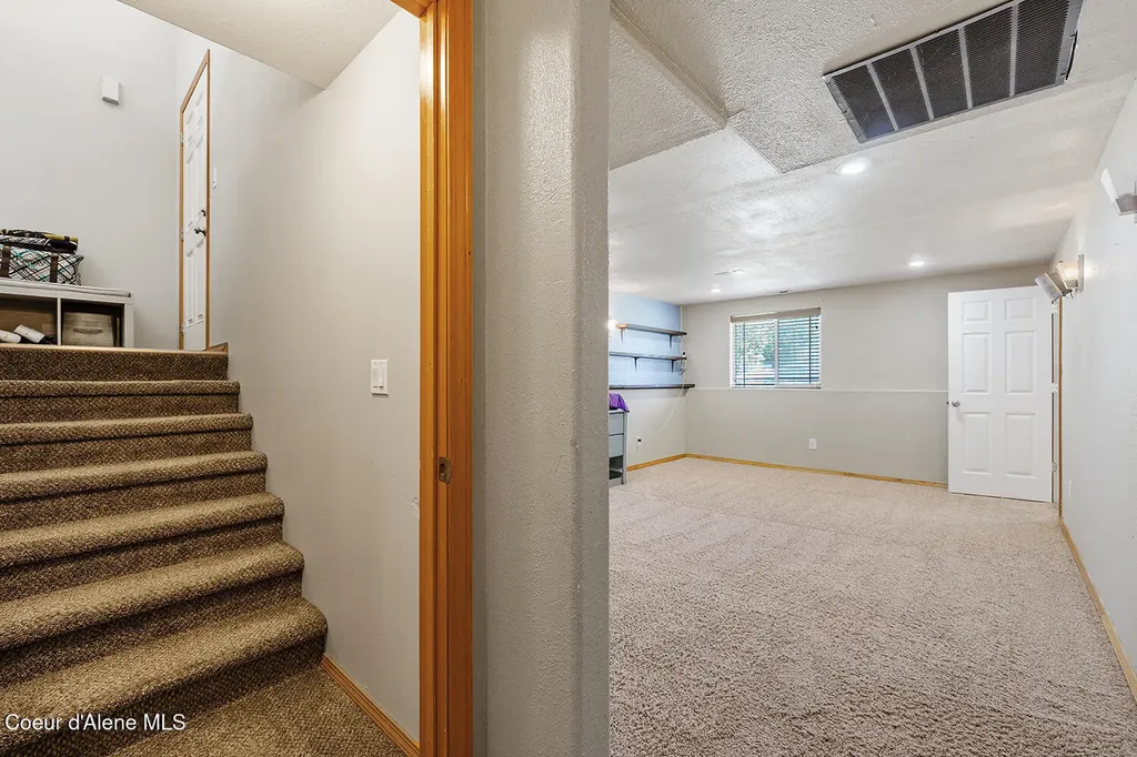 3580 E White Sands Lane Post Falls ID 83854