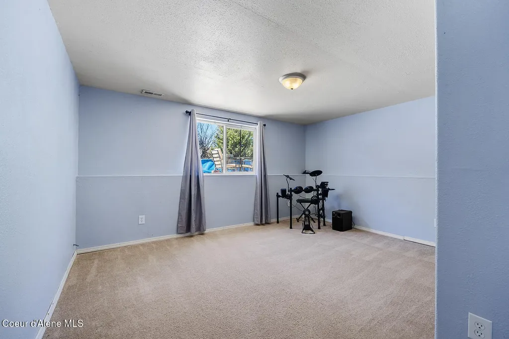 3580 E White Sands Lane Post Falls ID 83854