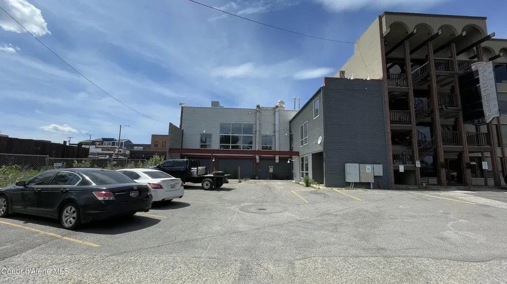 208 N 1st Avenue Sandpoint ID 83864
