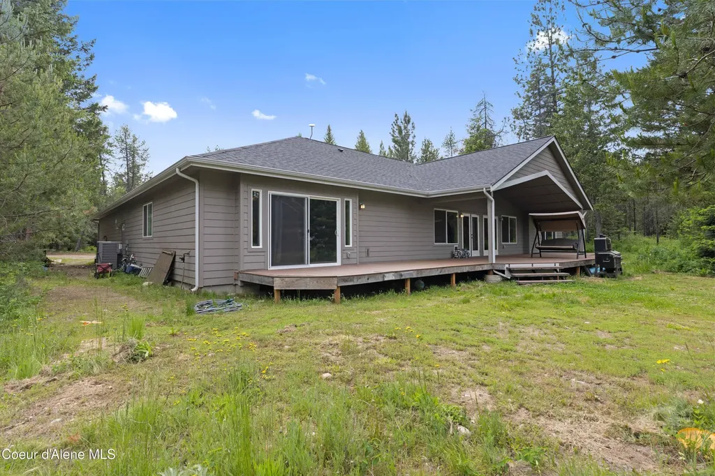 53 Koyokuk Trail Spirit Lake ID 83869
