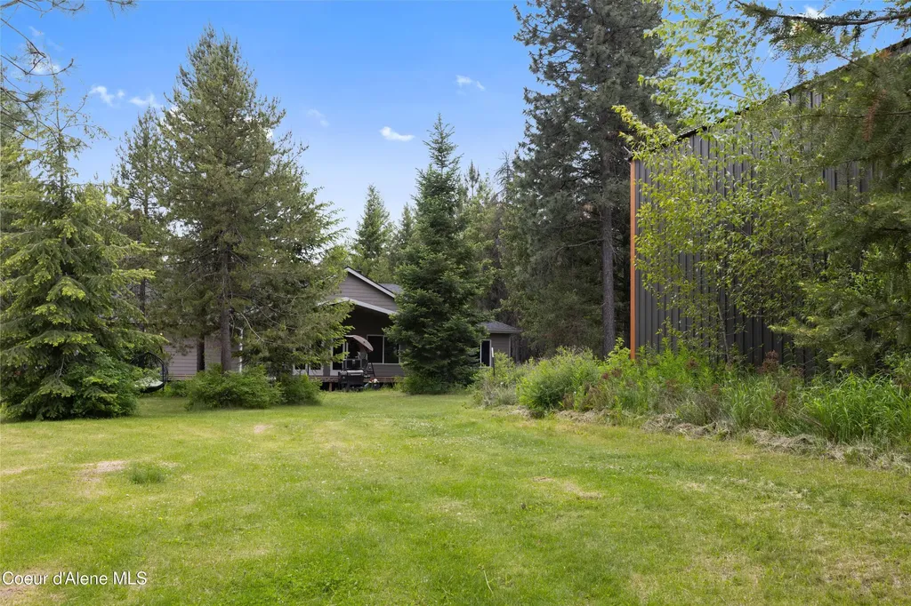 53 Koyokuk Trail Spirit Lake ID 83869