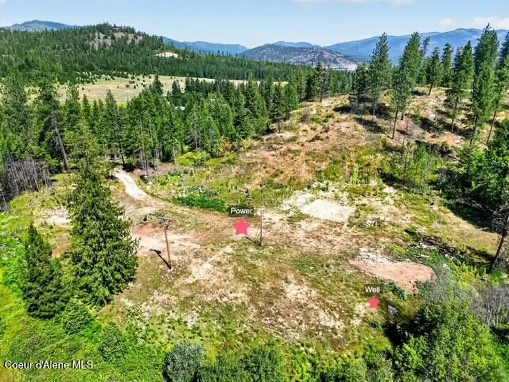 197 Schneiders Road Sagle ID 83860