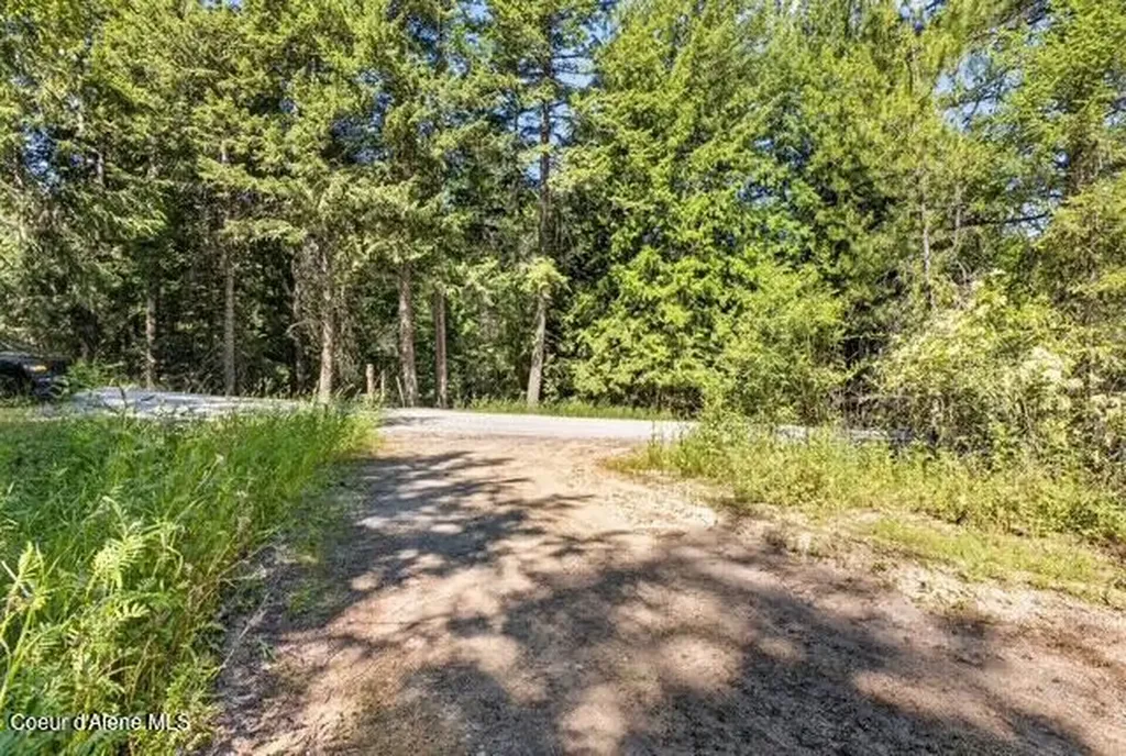 197 Schneiders Road Sagle ID 83860