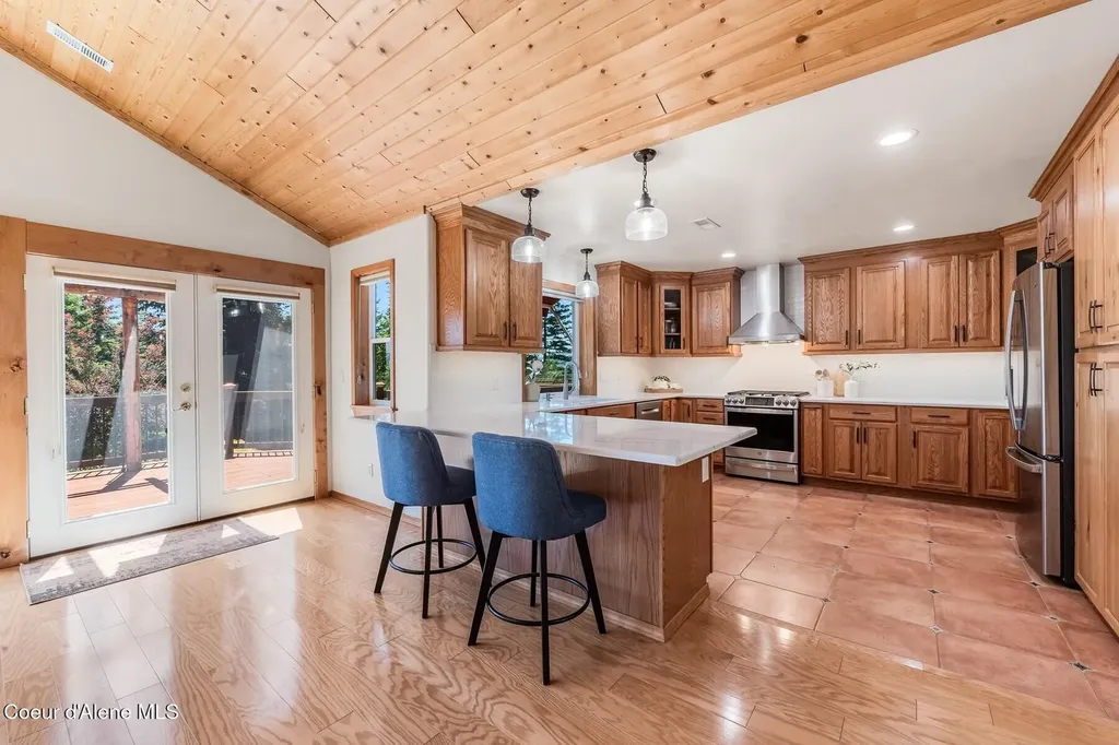 218 Topaz Trail Sandpoint ID 83864
