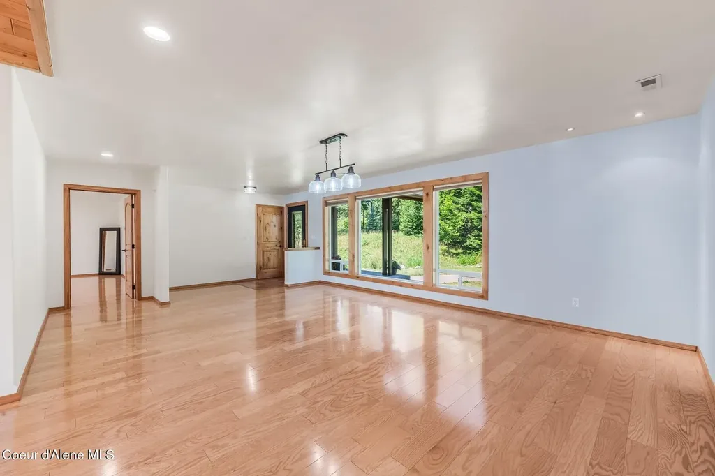 218 Topaz Trail Sandpoint ID 83864