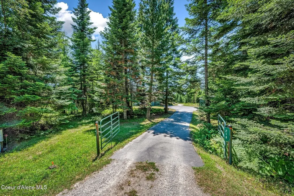 218 Topaz Trail Sandpoint ID 83864
