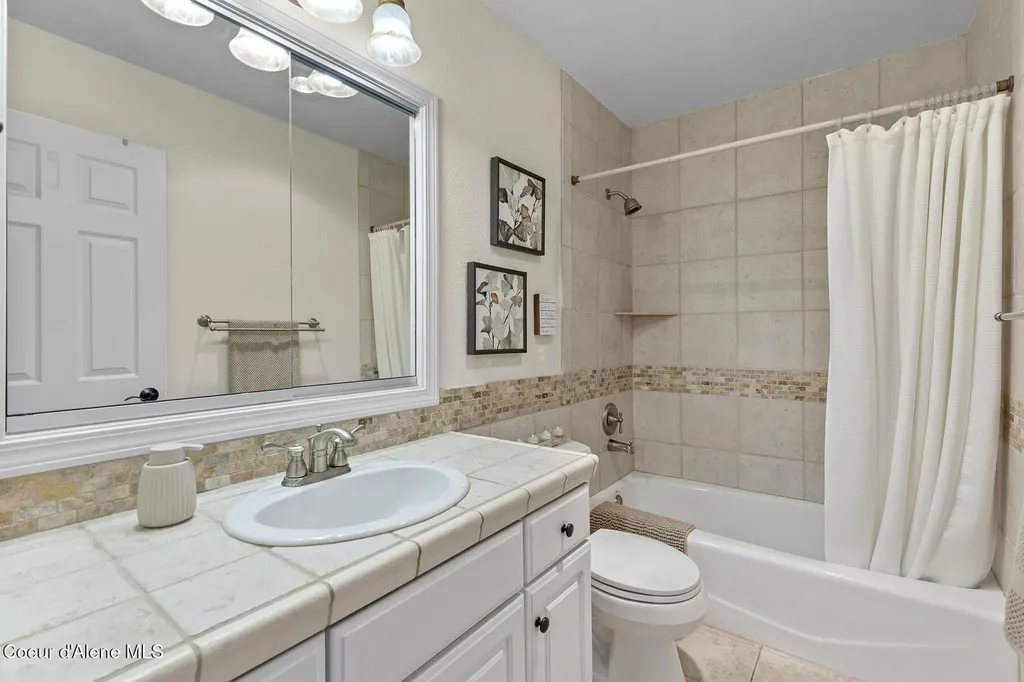 695 N Mcdonald Court Post Falls ID 83854