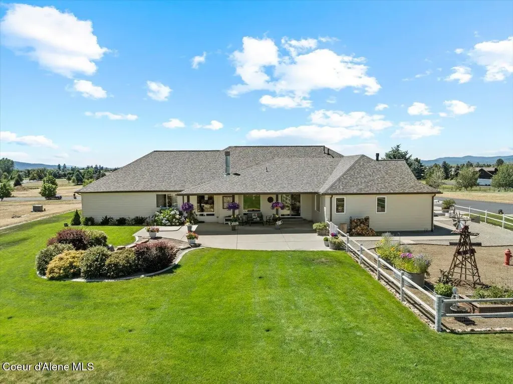 7513 W Nighthawk Drive Post Falls ID 83854