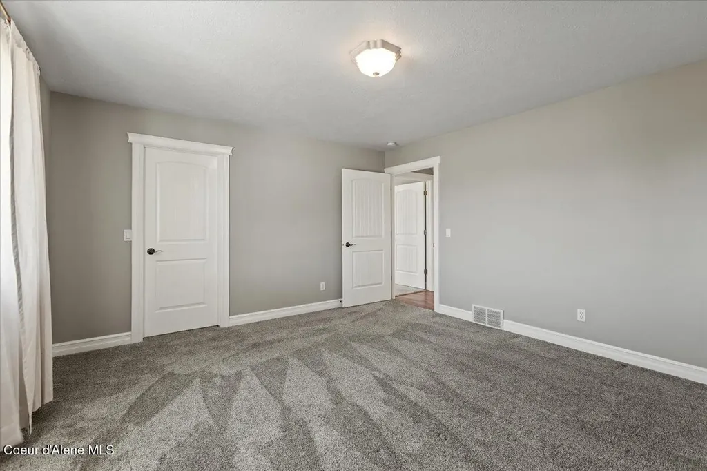 7513 W Nighthawk Drive Post Falls ID 83854