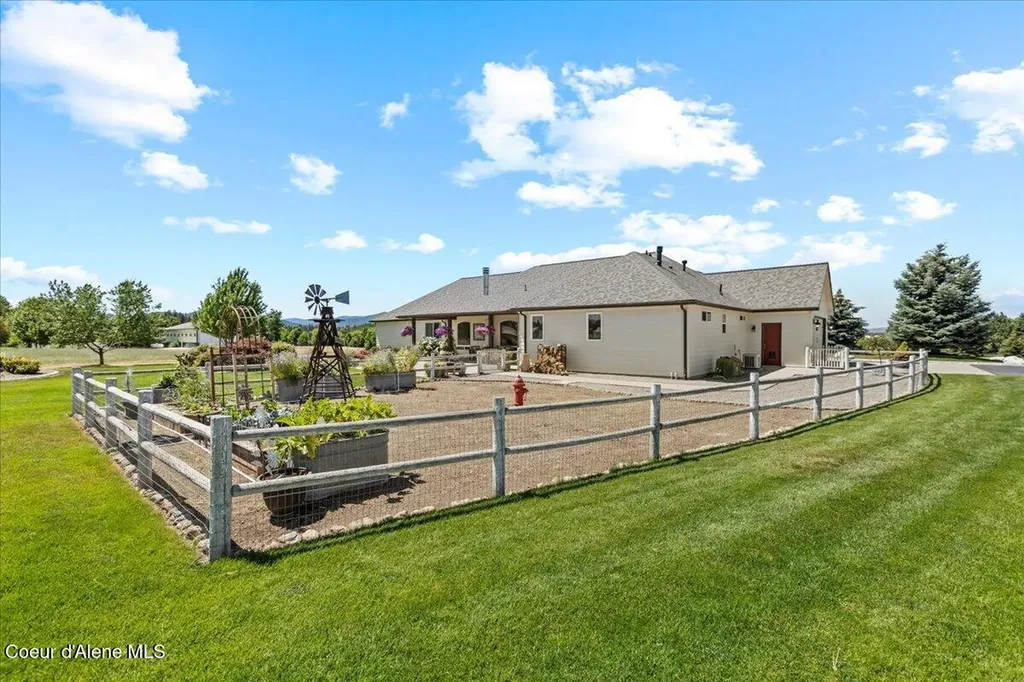 7513 W Nighthawk Drive Post Falls ID 83854