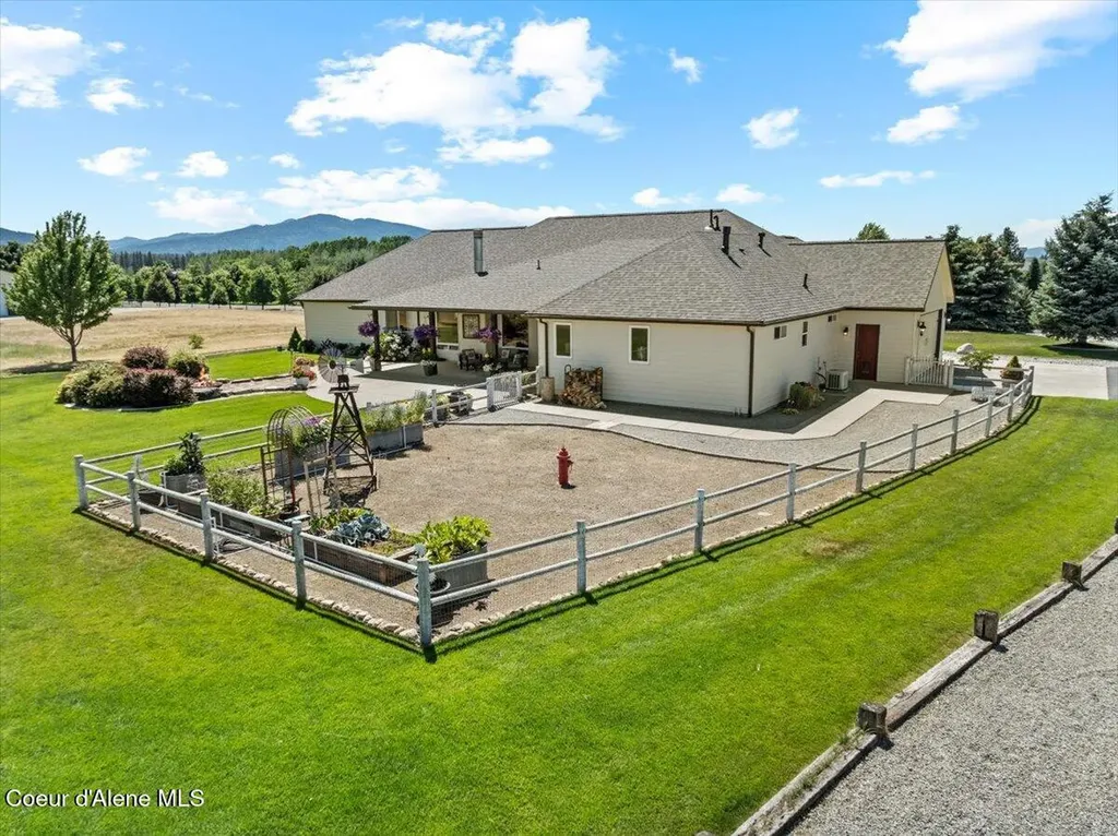 7513 W Nighthawk Drive Post Falls ID 83854