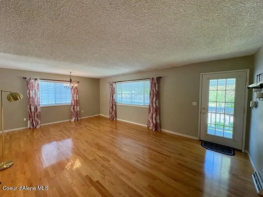 24 Marygold Avenue Kingston ID 83839