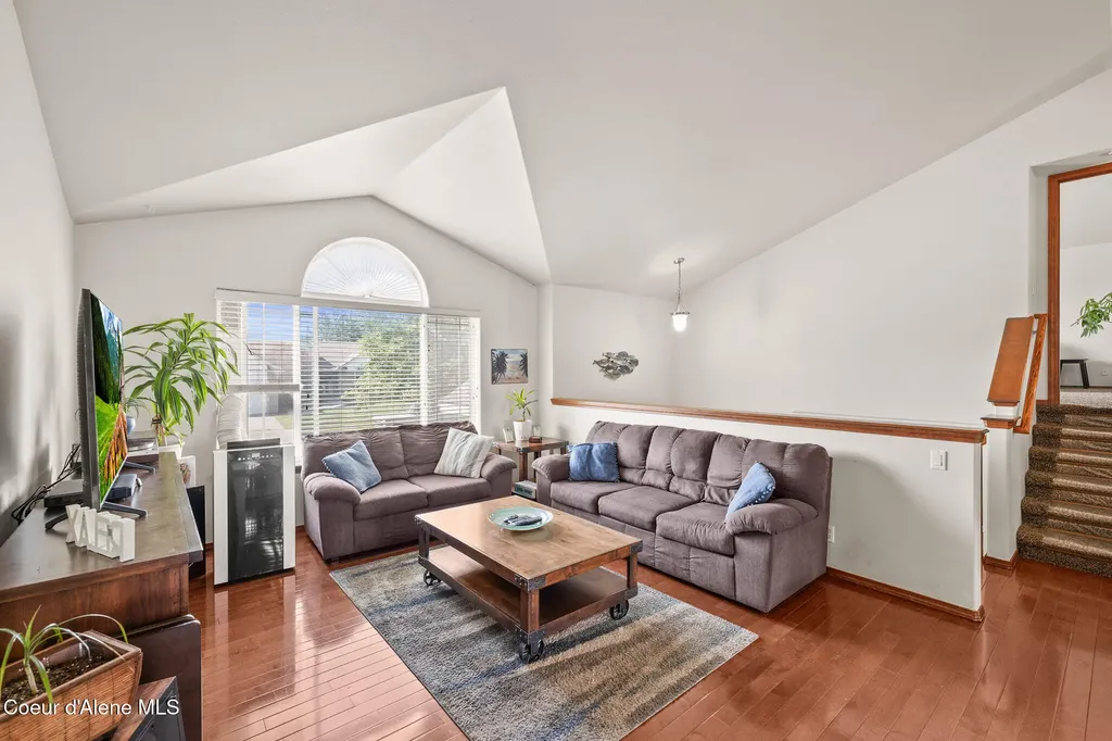 2893 W Strawberry Lane Hayden ID 83835