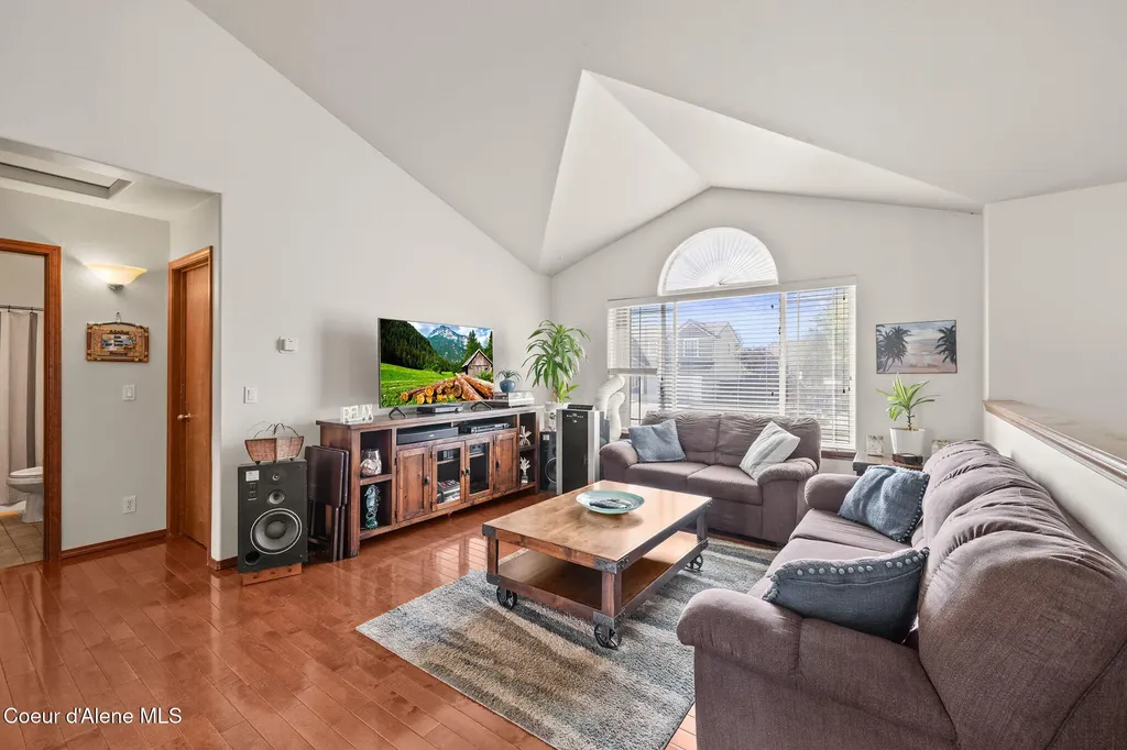 2893 W Strawberry Lane Hayden ID 83835