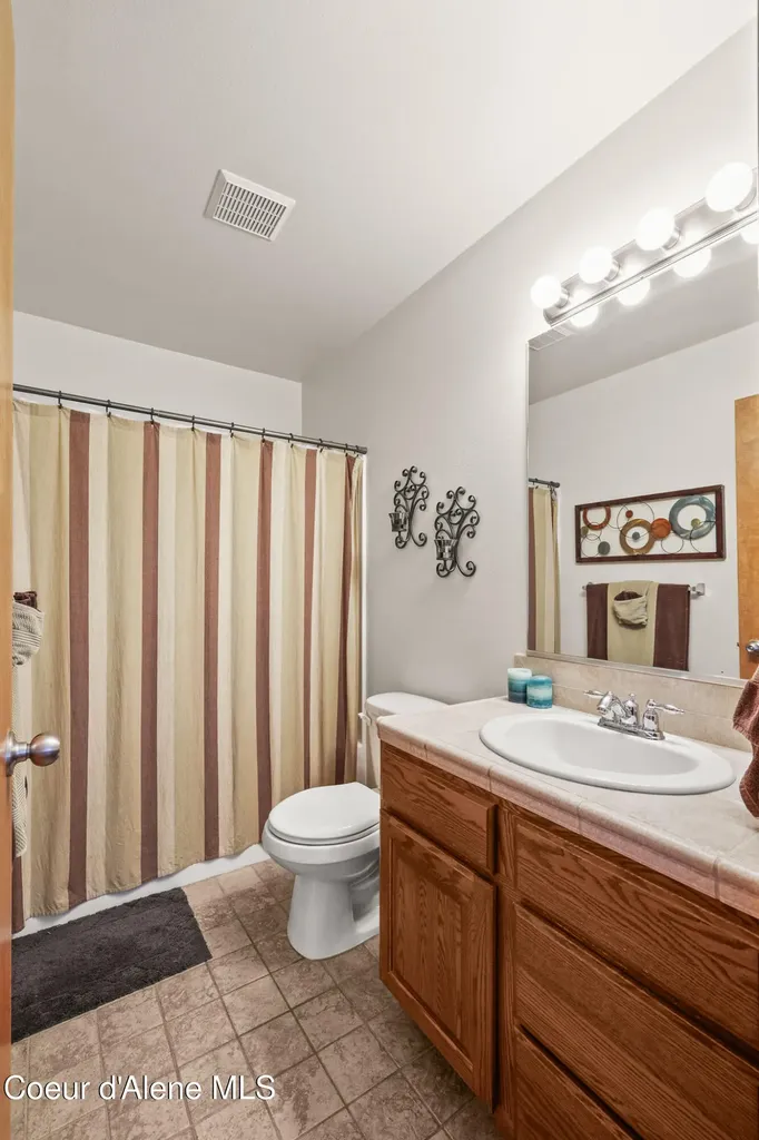 2893 W Strawberry Lane Hayden ID 83835