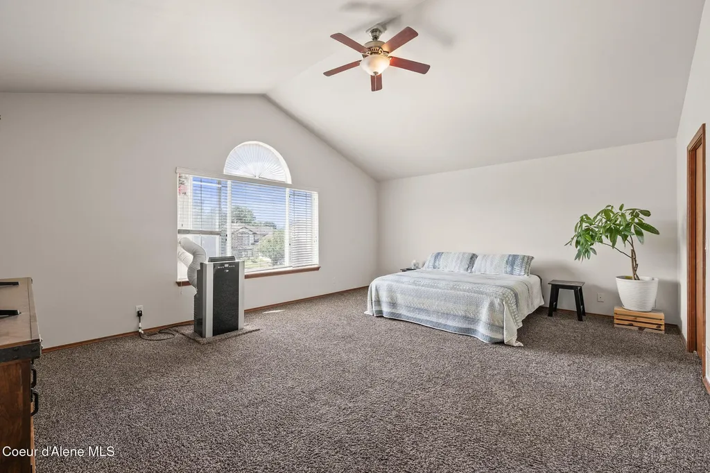 2893 W Strawberry Lane Hayden ID 83835