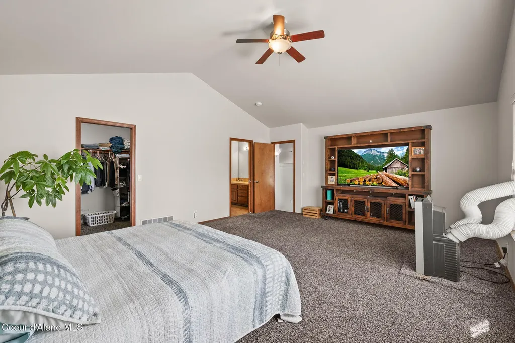 2893 W Strawberry Lane Hayden ID 83835
